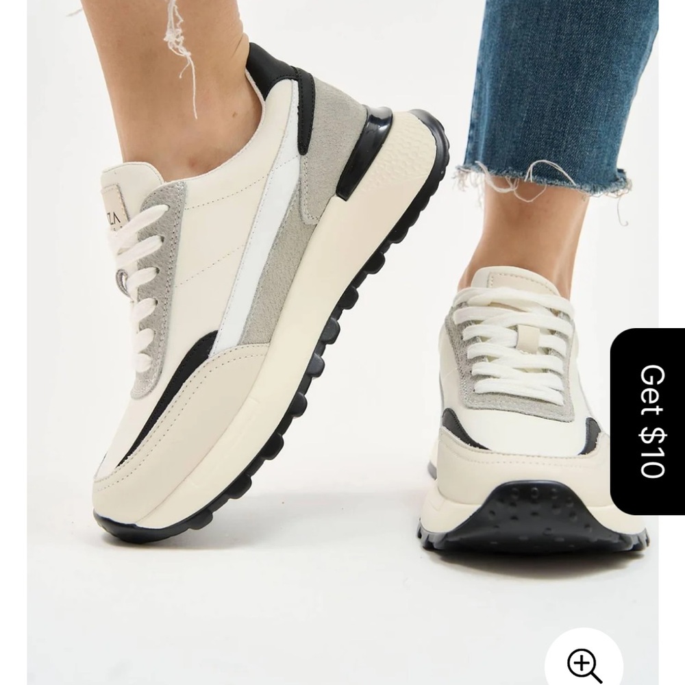 Women’s KissKitty LONZA Sneakers - Picture 5 of 7